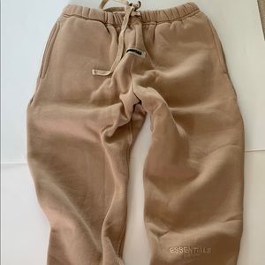 Essentials classic camel jogger